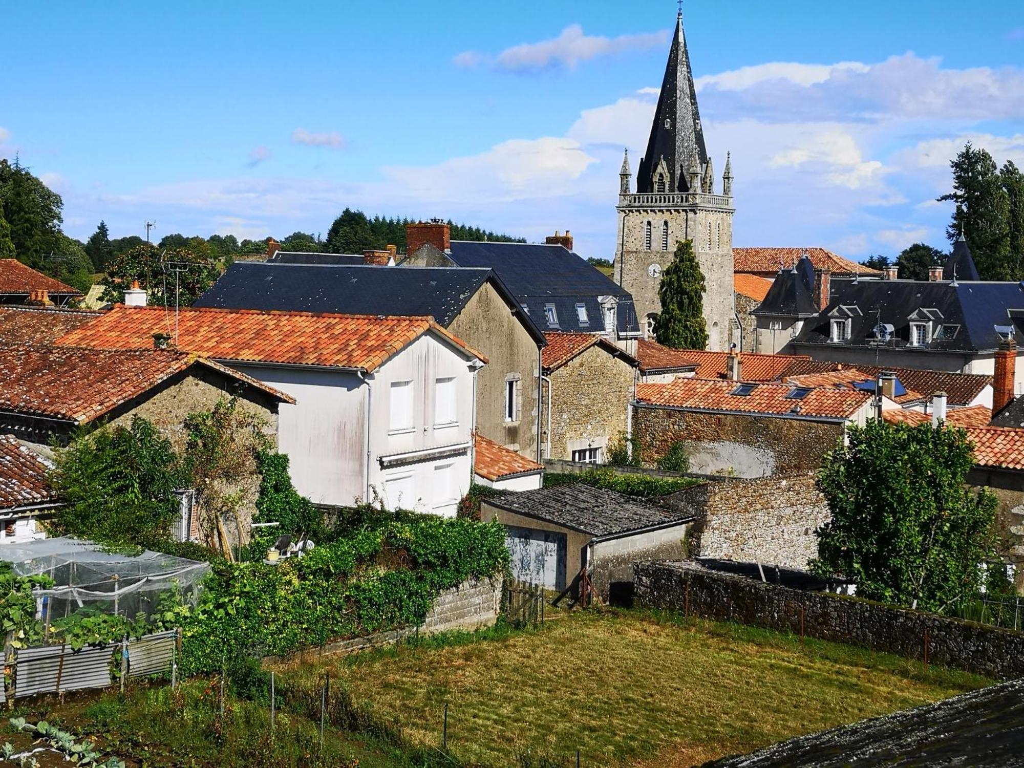 Gite Duguesclin La Flocelliere Luaran gambar