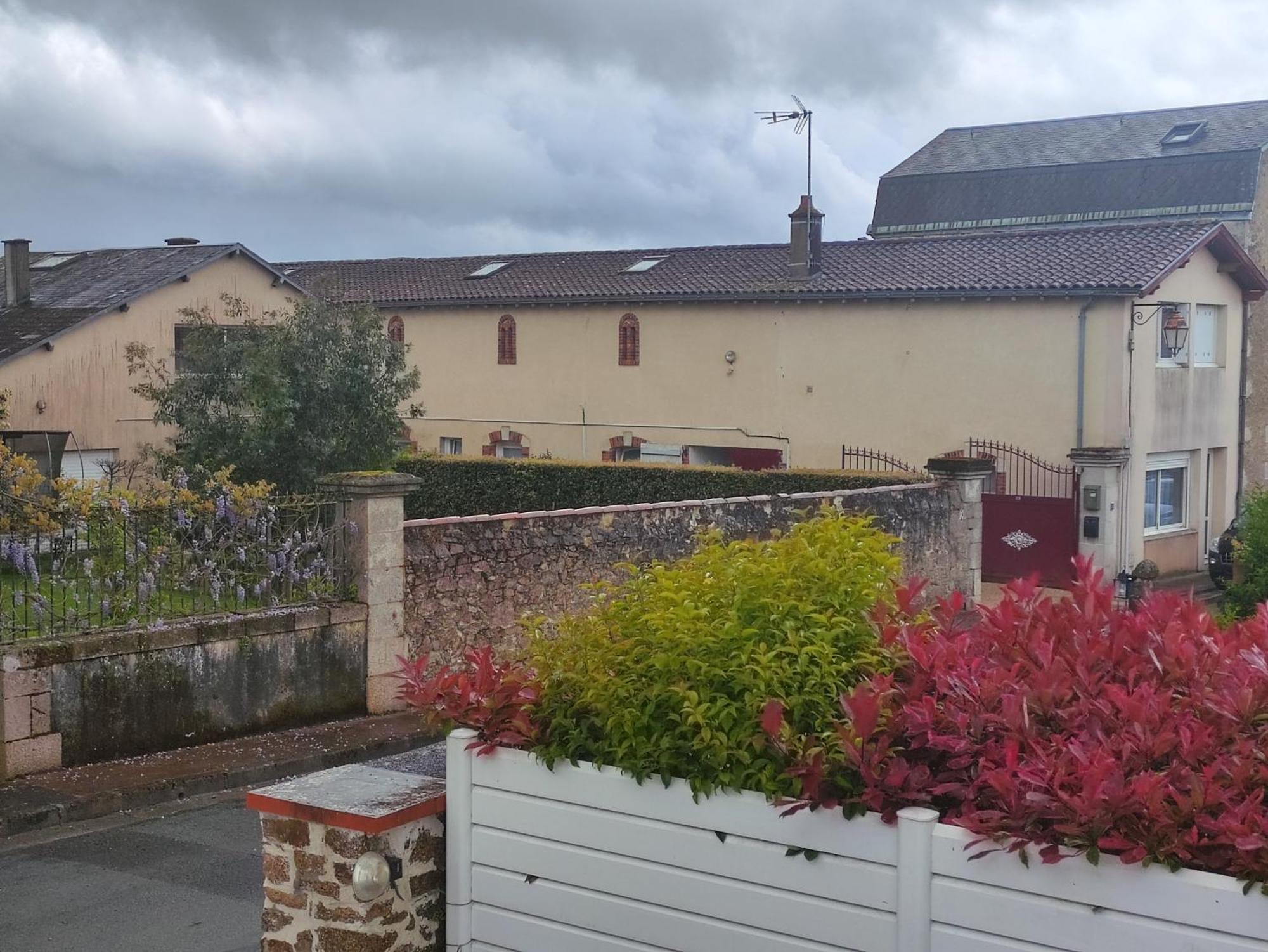 Gite Duguesclin La Flocelliere Luaran gambar